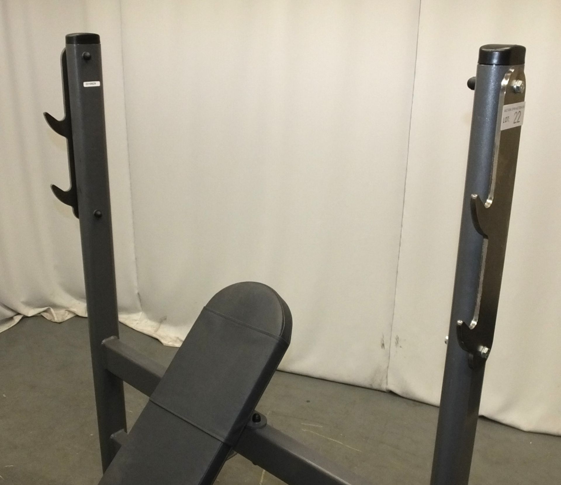 Olympic Incline Bench - Image 9 of 10