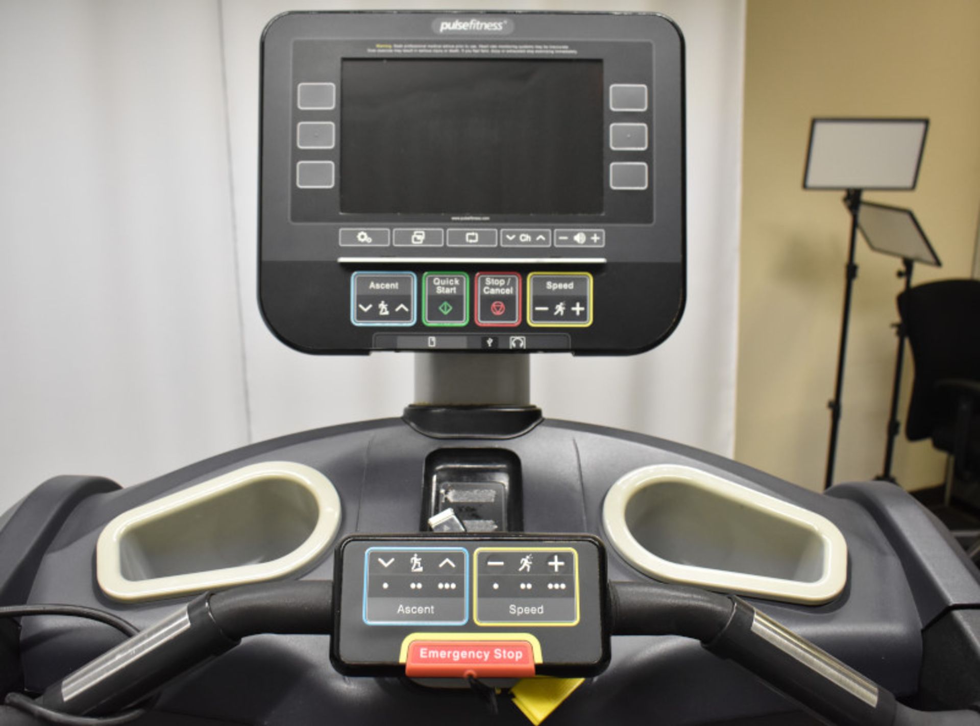 Pulse Fitness Run 260G Treadmill - Image 4 of 14