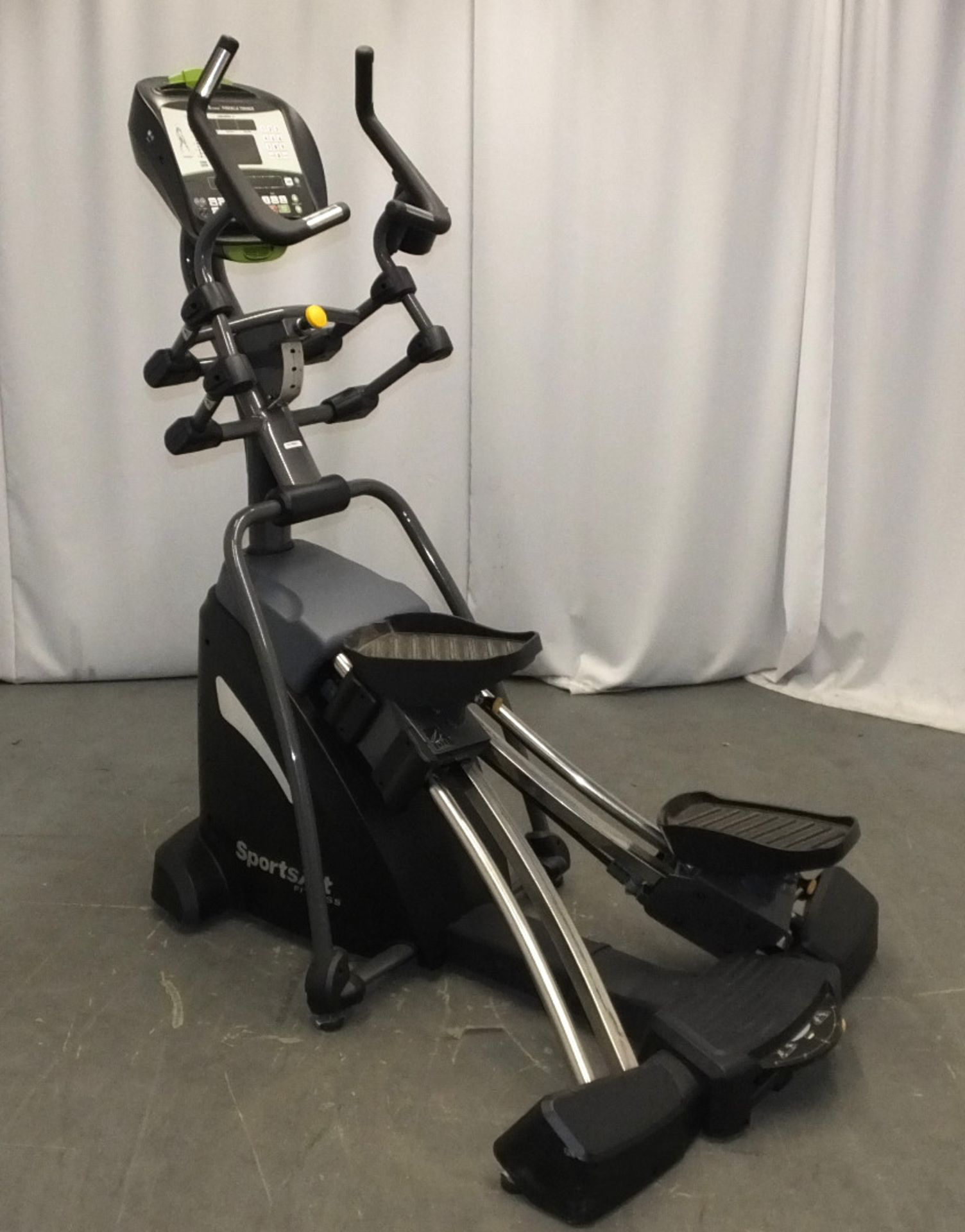 Sports Art Fitness S775 Pinnacle Cross Trainer