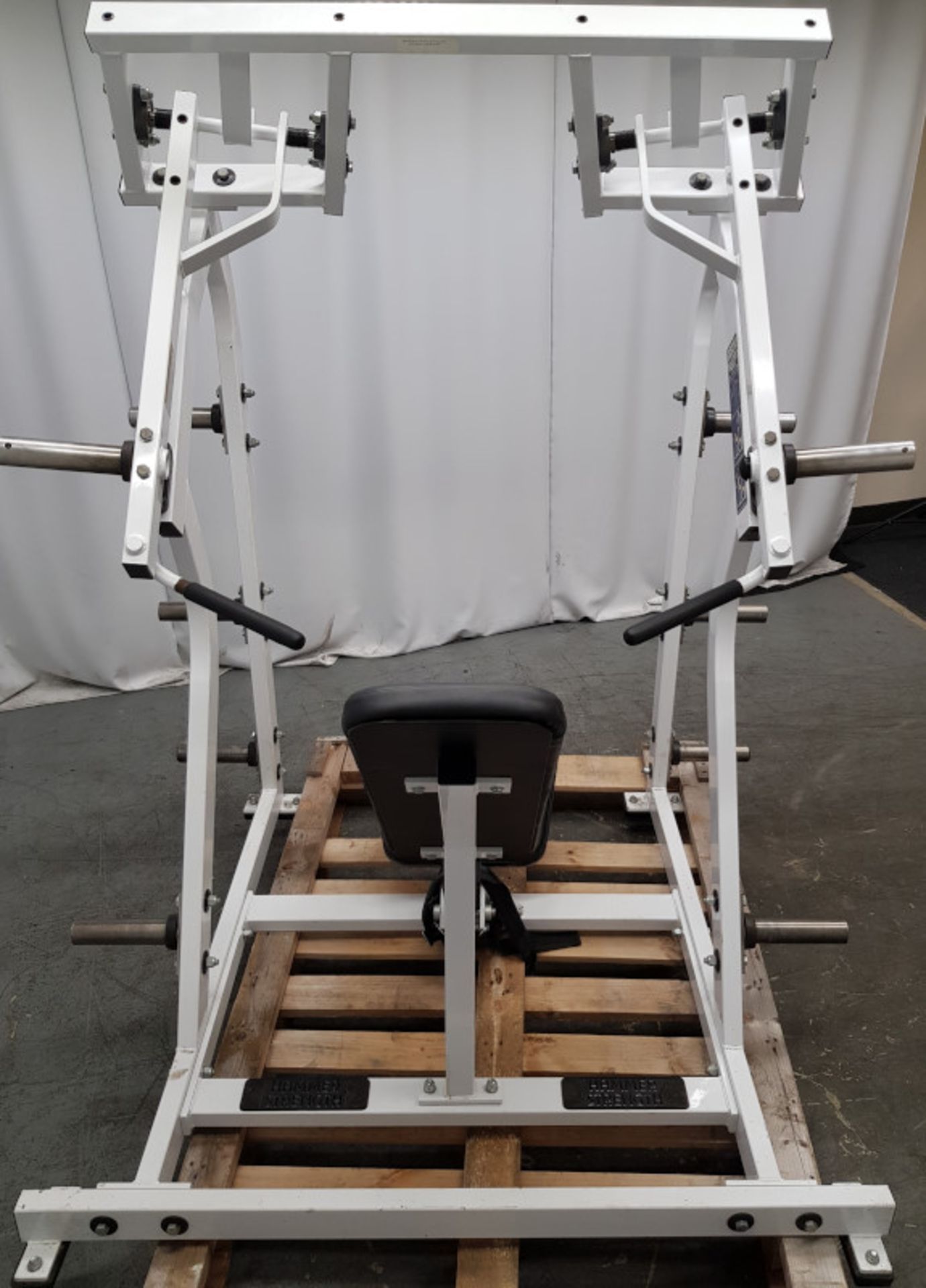 Hammer Strength ISO Lateral Shoulder Press Machine - Image 2 of 9