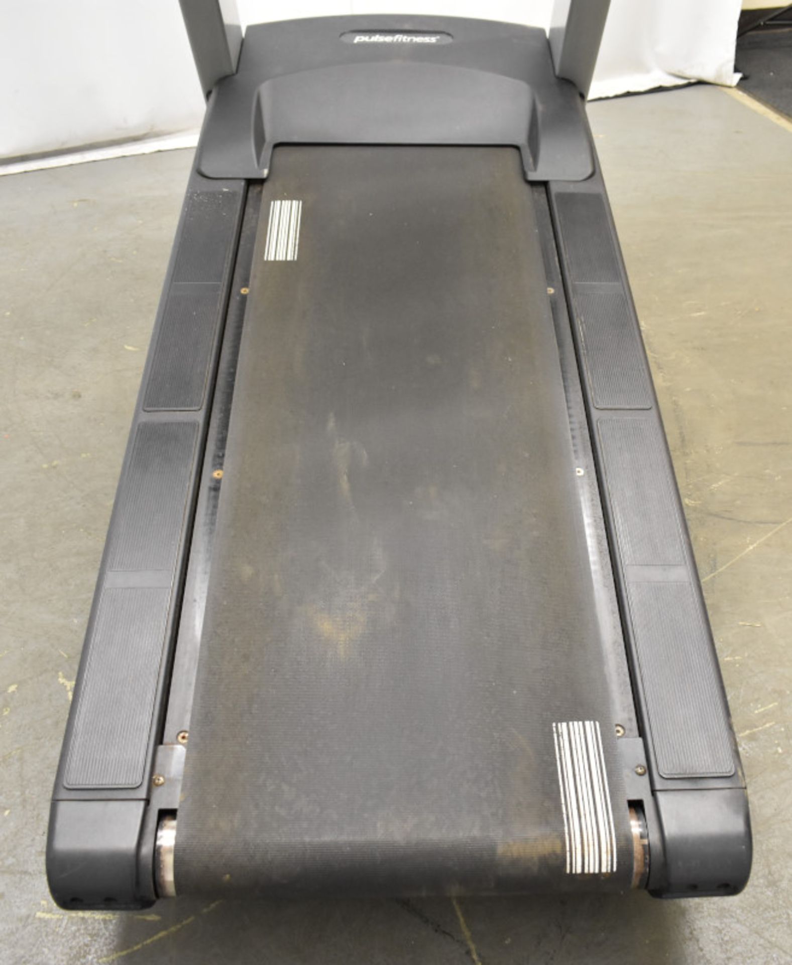 Pulse Fitness Run 260G Treadmill - Image 6 of 15