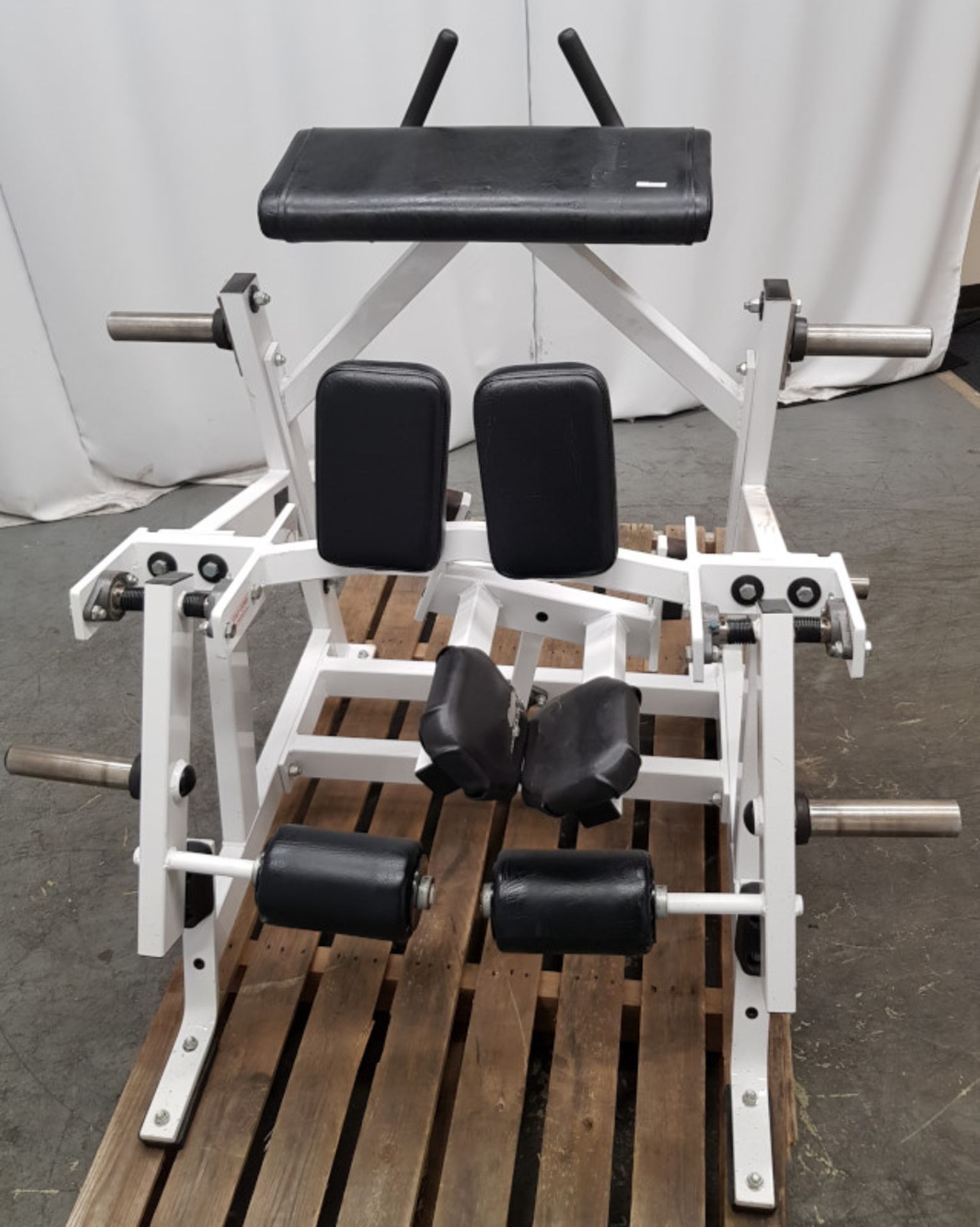 Hammer Strength ISO Lateral Kneeling Leg Curl Machine (minor damage to padding) - Image 2 of 8