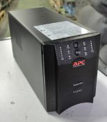 APC Smart UPS-XL Power supply 230V