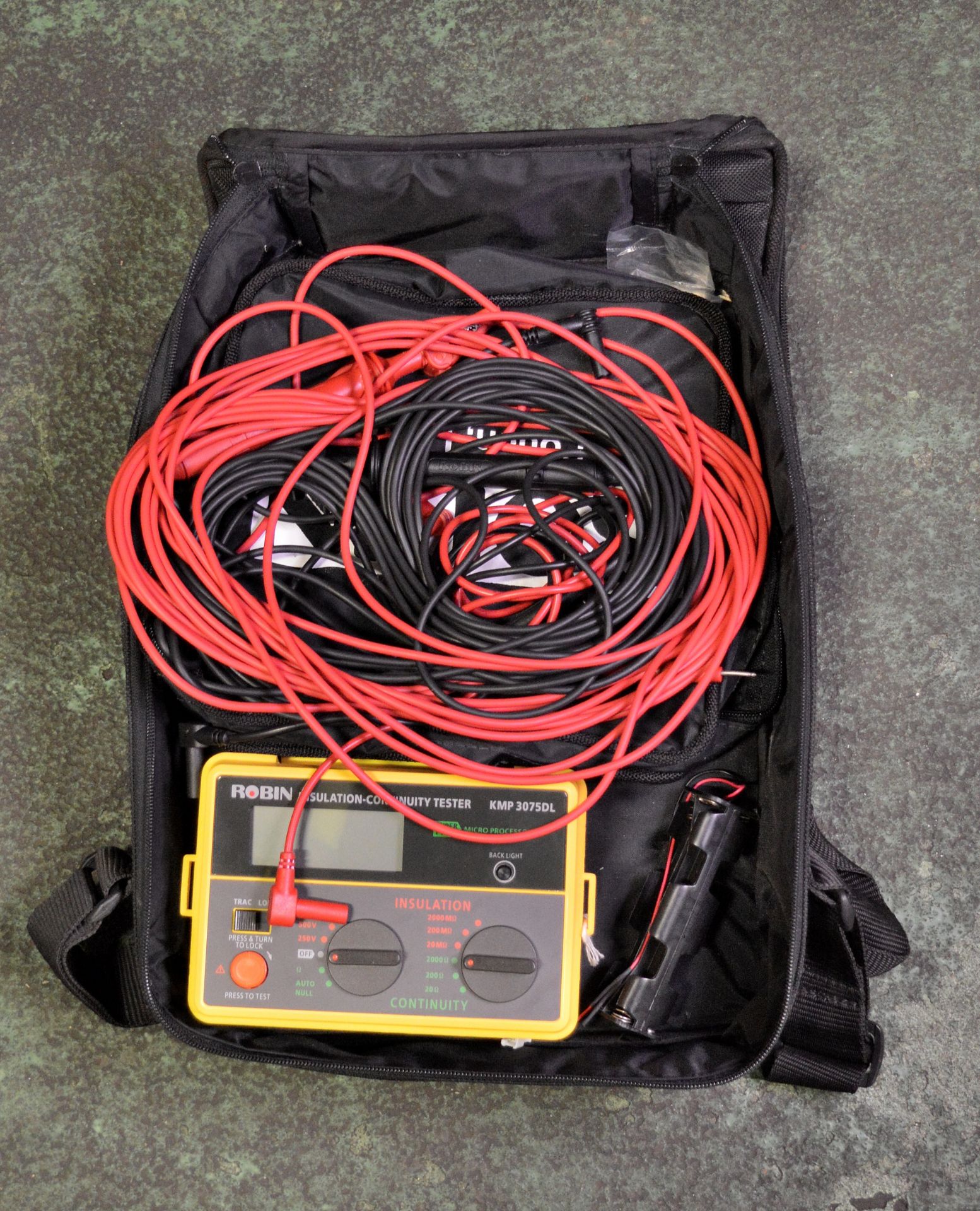 Robin Insulation Continuity Tester Model 3075DL in carry bag