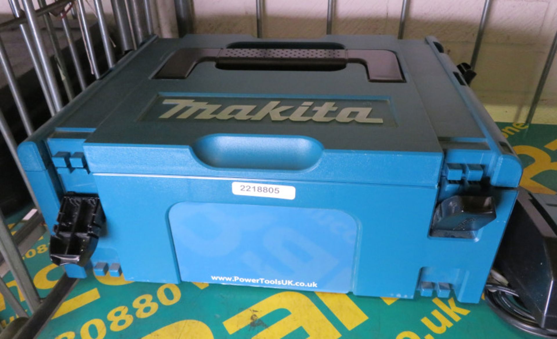 Makita DHP458 18v Cordless Percussion Drill Set - Image 5 of 5