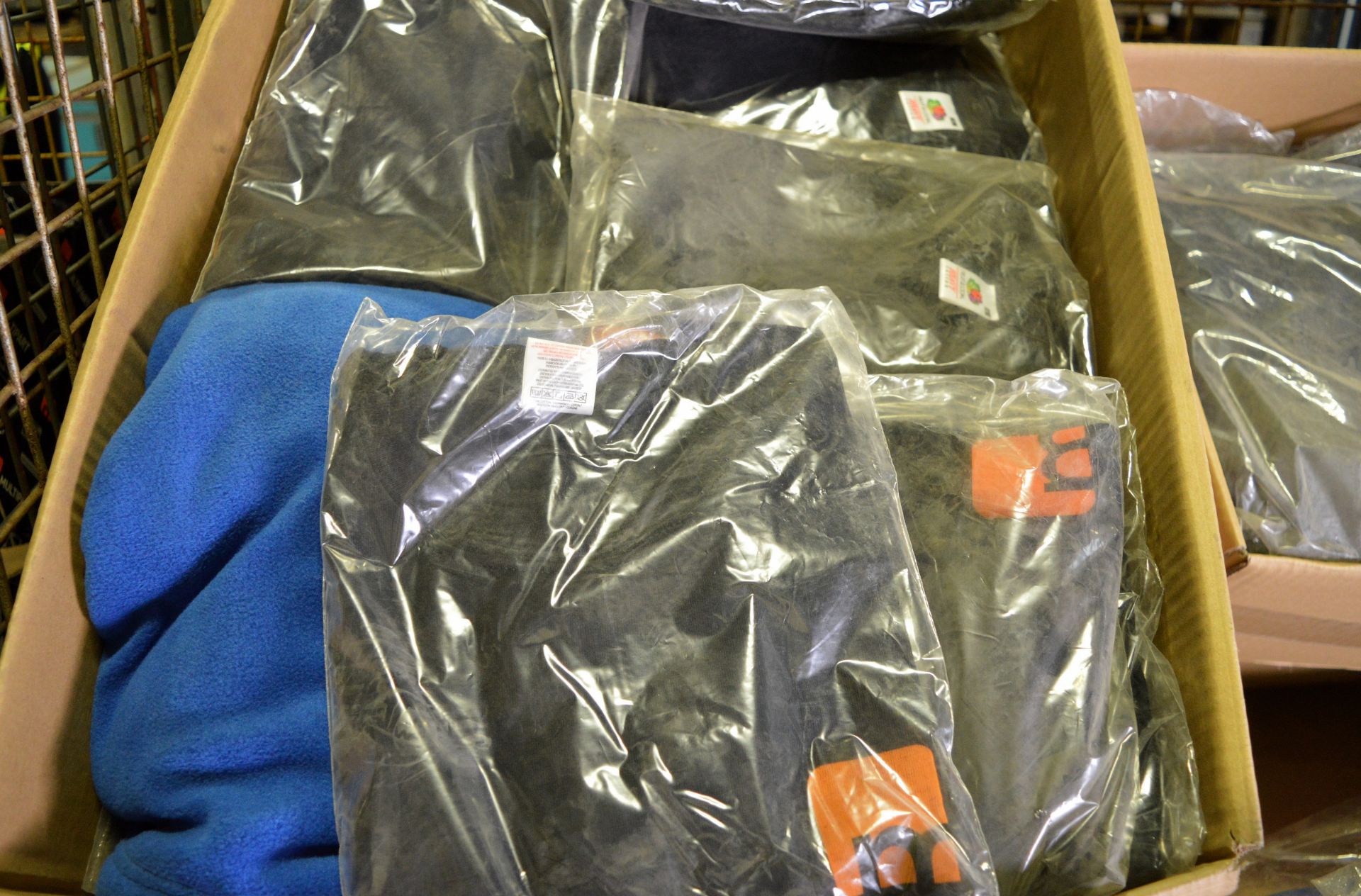 Fleeces & T-Shirts various sizes - Image 2 of 5