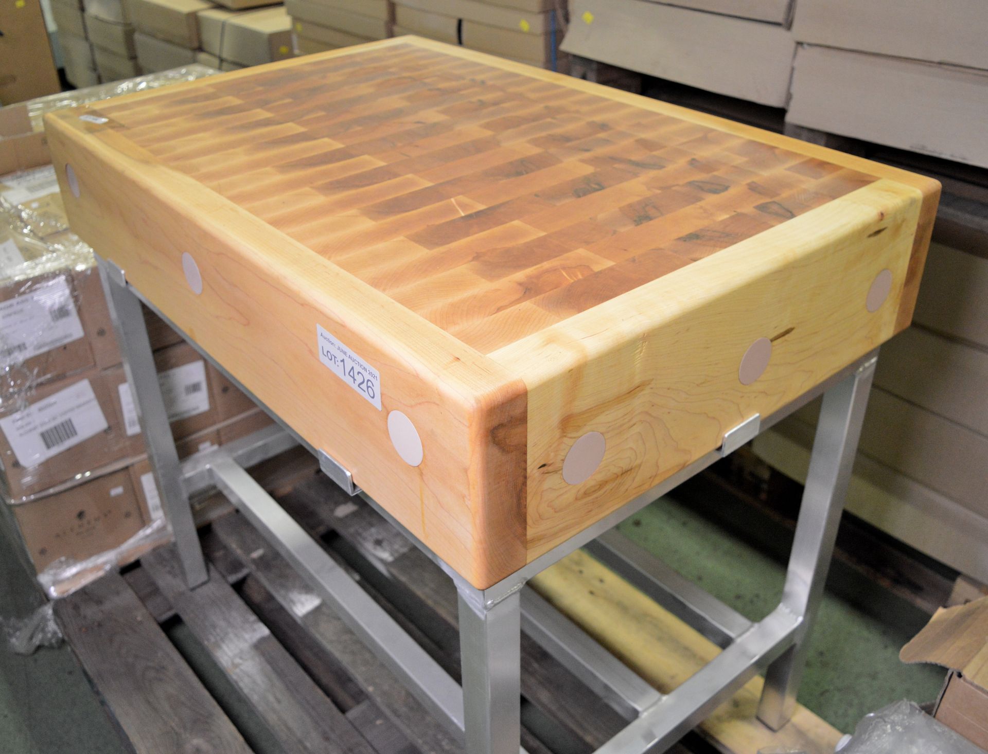 Butchers Block with Shelf H 840mm x W 880mm x D 620mm - Image 2 of 3