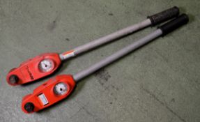 2x Dial Torque Wrenches 3/4in 0-400Nm