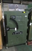 Dometic RF1000 Green Field Fridge 230-240V - W 1030mm x D 1270mm x H 1920mm