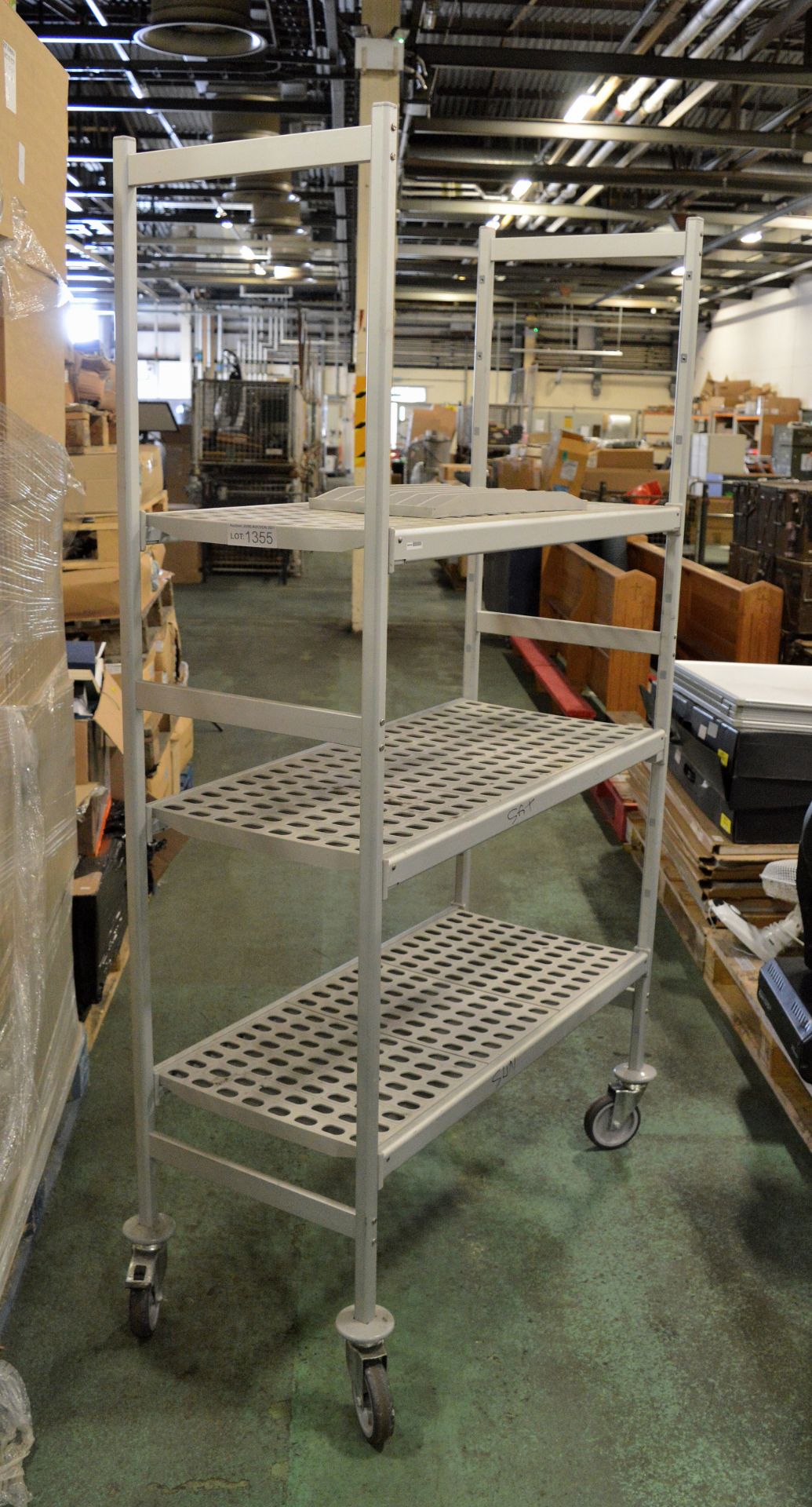 3 Tier Alloy And Plastic Mobile Racking L 1040mm x W 480mm x H 1880mm