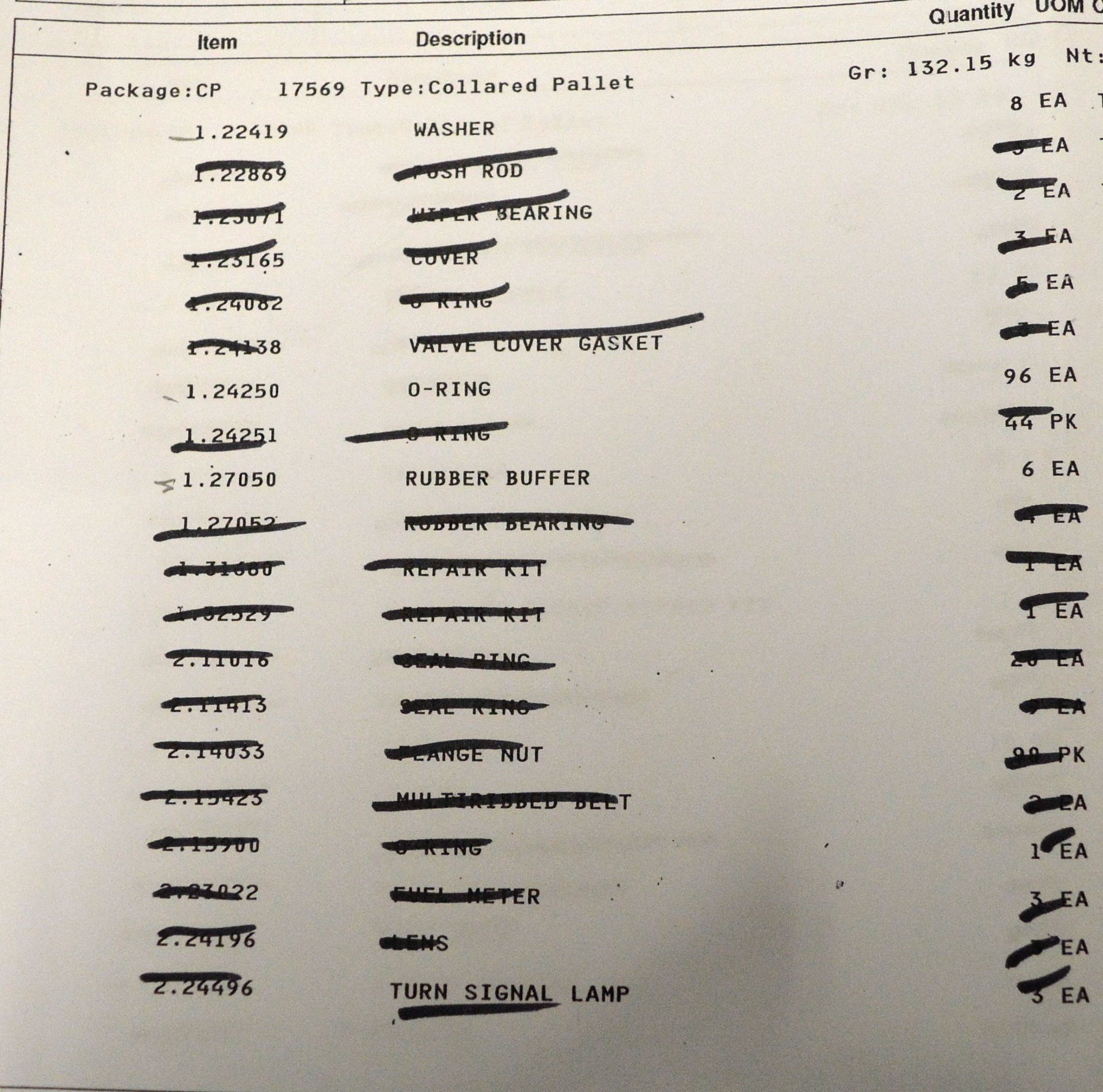 Vehicle parts - bulbs, O-rings, grease nipples, tensioners, stud bolts, rubber pedals, plu - Image 6 of 14