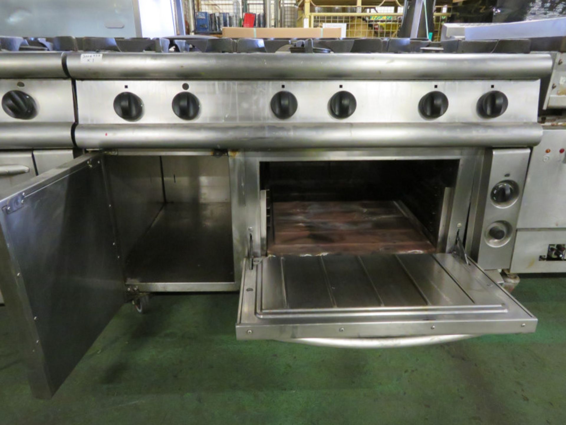 6 Burner Gas Oven Stainless steel L 900mm x W 1200mm x H 930mm - Image 5 of 5