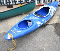 Pyrahna Fusion kayak - no paddles - blue / white