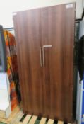 8x 2 door wardrobes - 1000mm wide x 600mm deep x 2000mm high