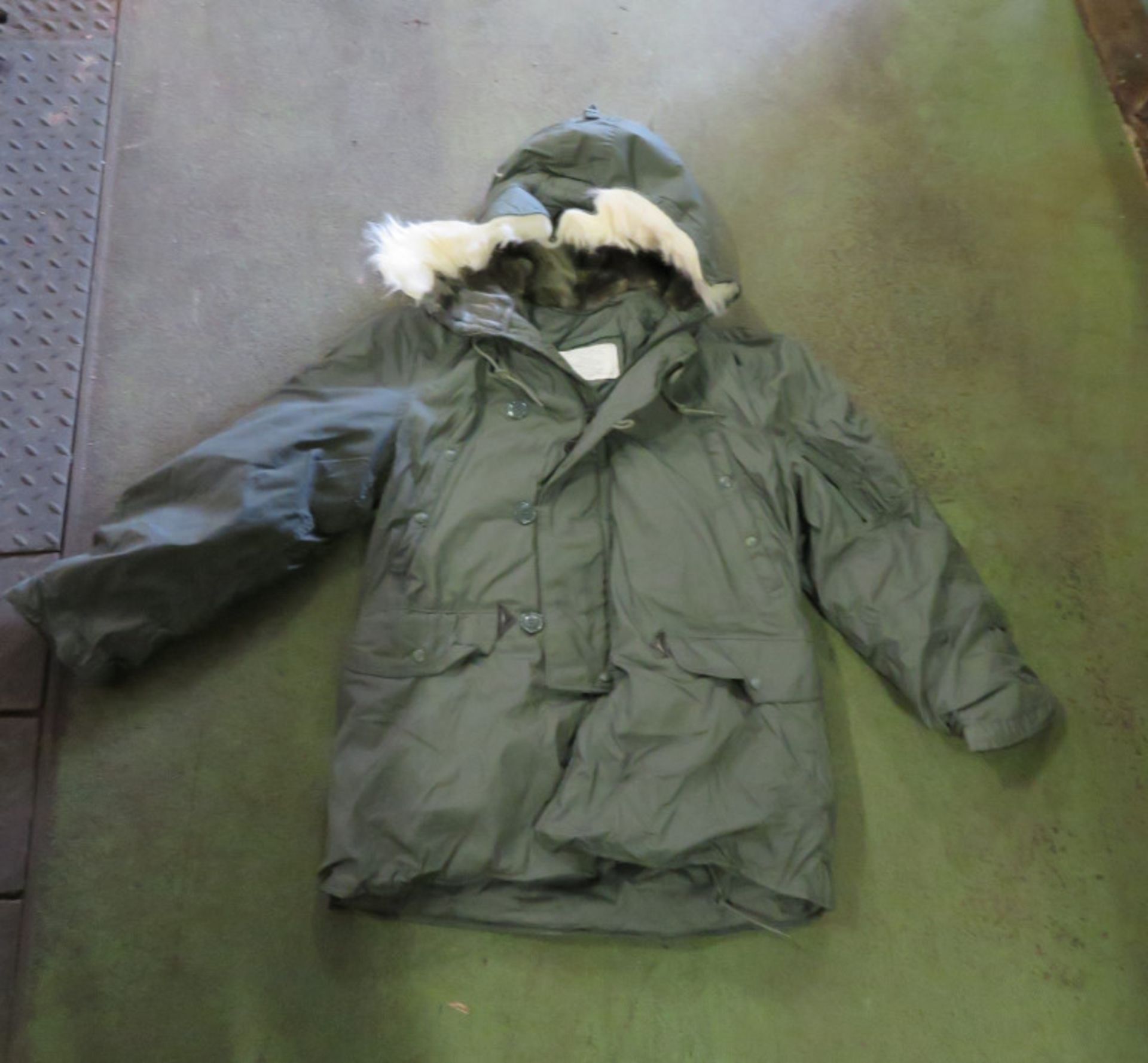 13x Extreme Weather Parka Coats - Image 3 of 3