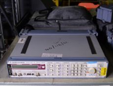 Rhode & Schwarz Signal Generator 1 Hz - 260 KHz - APN62