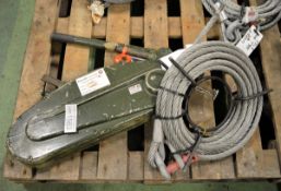 Cosalt MarLift Winch Puller/Lifting Unit with handle and wire rope coil