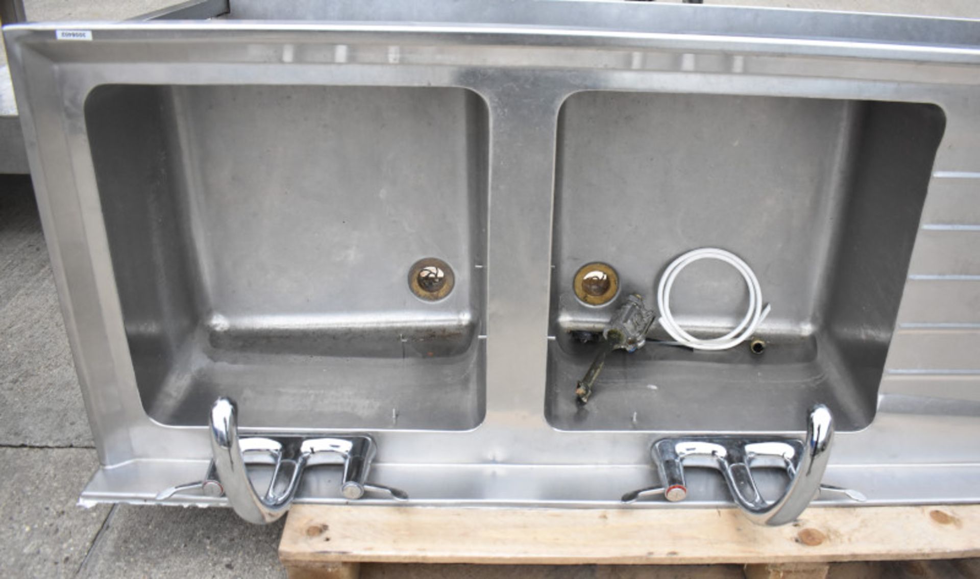 Stainless steel Double Sink Unit L 1800mm x D 600mm x H 920mm - Image 2 of 3