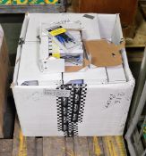 90x Sterling cable ties - approx 216 packs in box