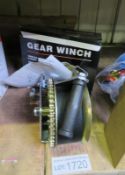 Hand operated gear winch - 2000lbs - 900kg