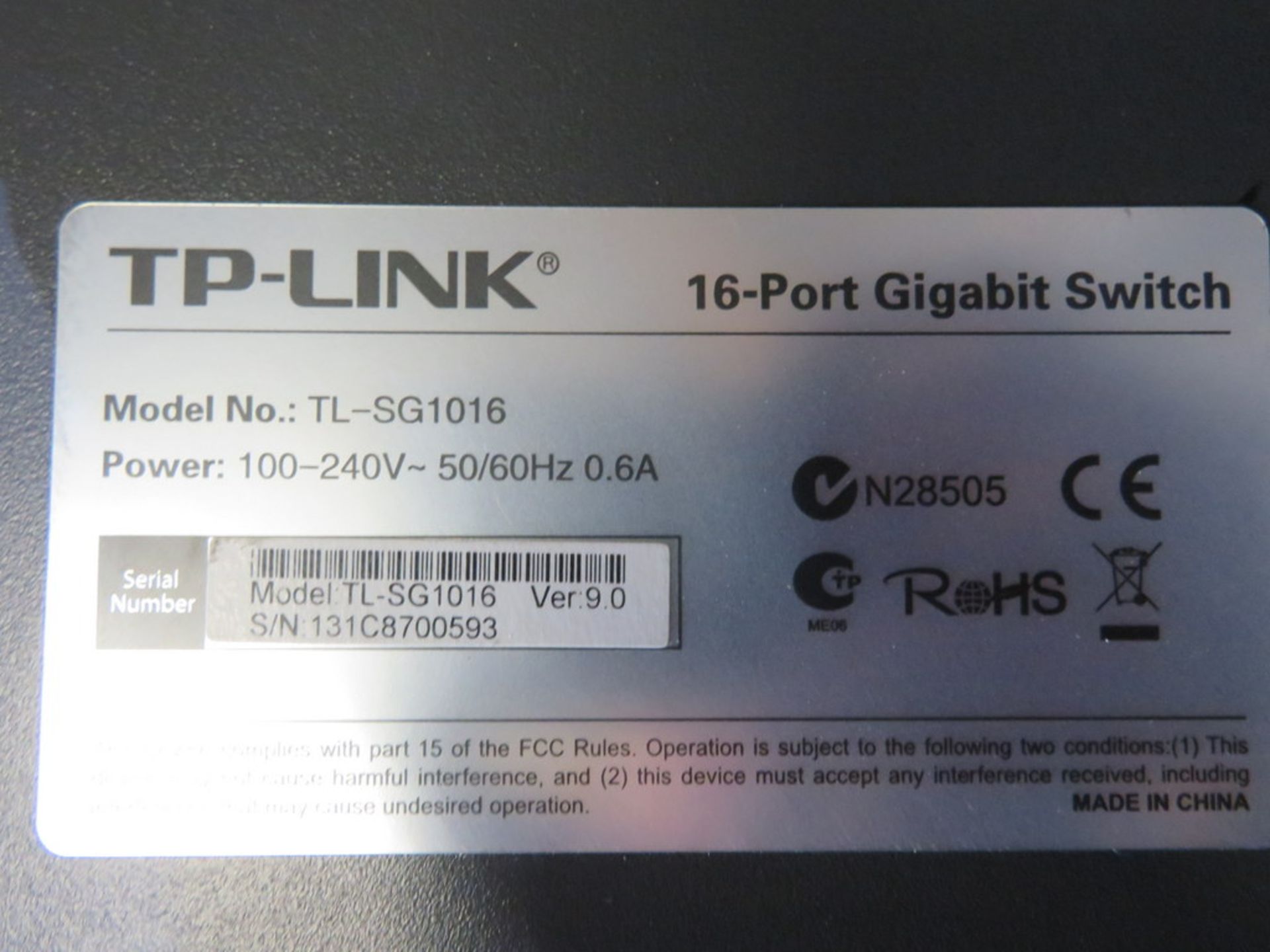 TP-Link TL-SG1016 16-port gigabit switch - Image 5 of 5