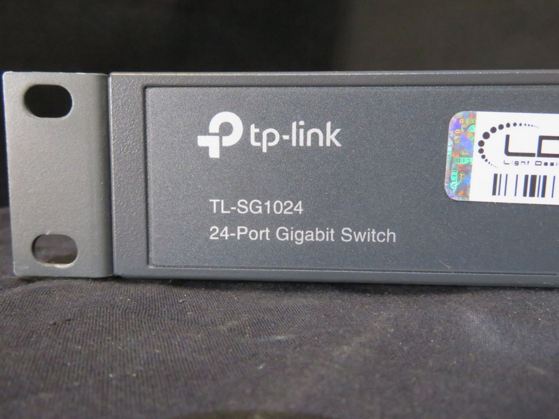 TP-Link TL-SG1024 24-port gigabit switch - Image 2 of 4