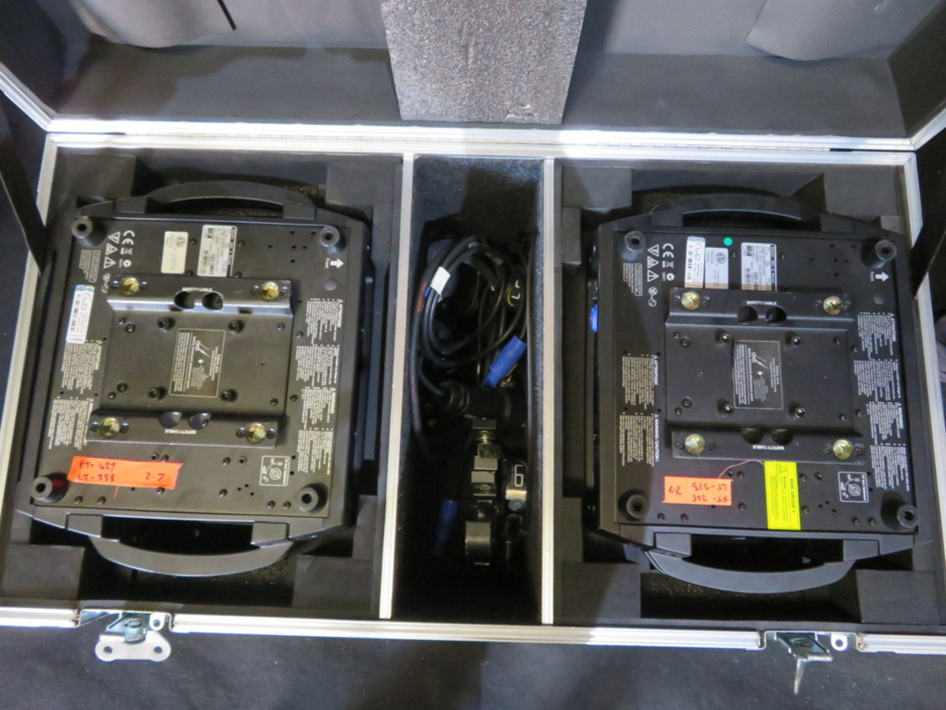 2x Martin Rush MH3 beam in twin flightcase - Image 6 of 9