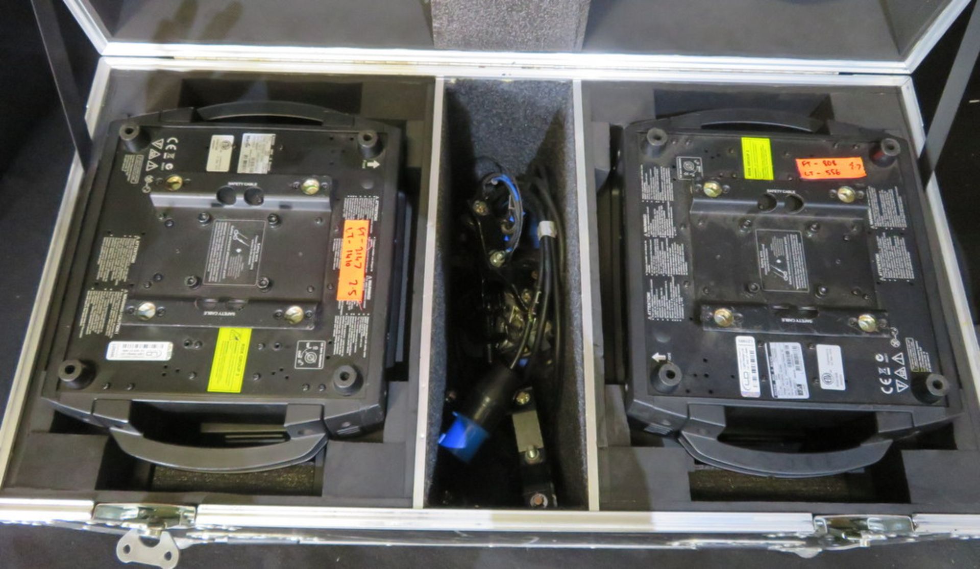 2x Martin Rush MH3 beam in twin flightcase - Image 7 of 8