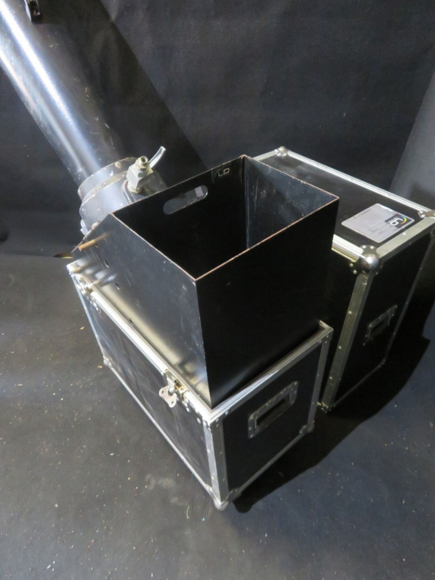 CO2 Confetti Cannon with Flight Case - Image 5 of 5