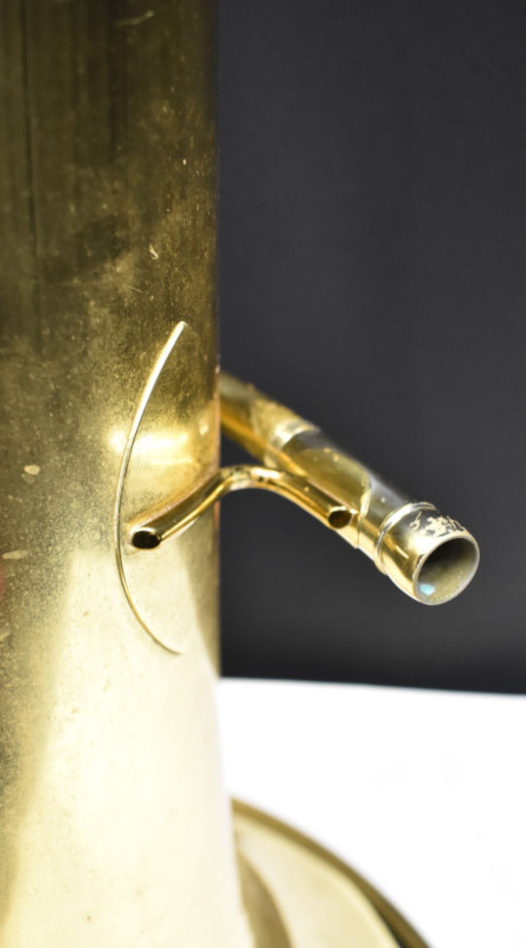 Besson Sovereign BE994 Tuba in Besson Case (case damaged no wheels) - Serial No. 883092 - - Image 12 of 21