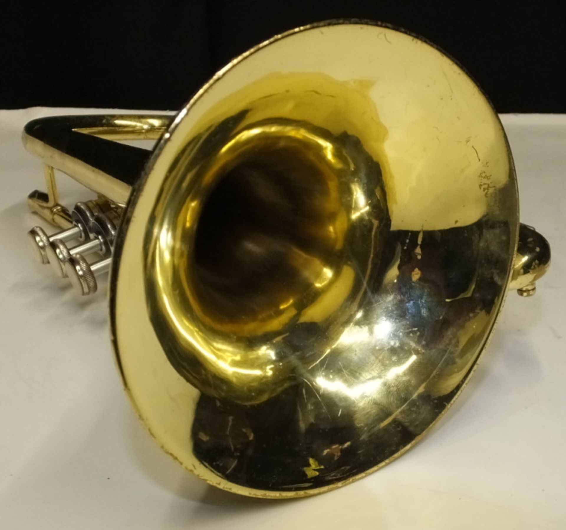 Bach Stradivarius Model 184 Cornet in case - Serial No. 630532 - Please check photos car - Image 7 of 12