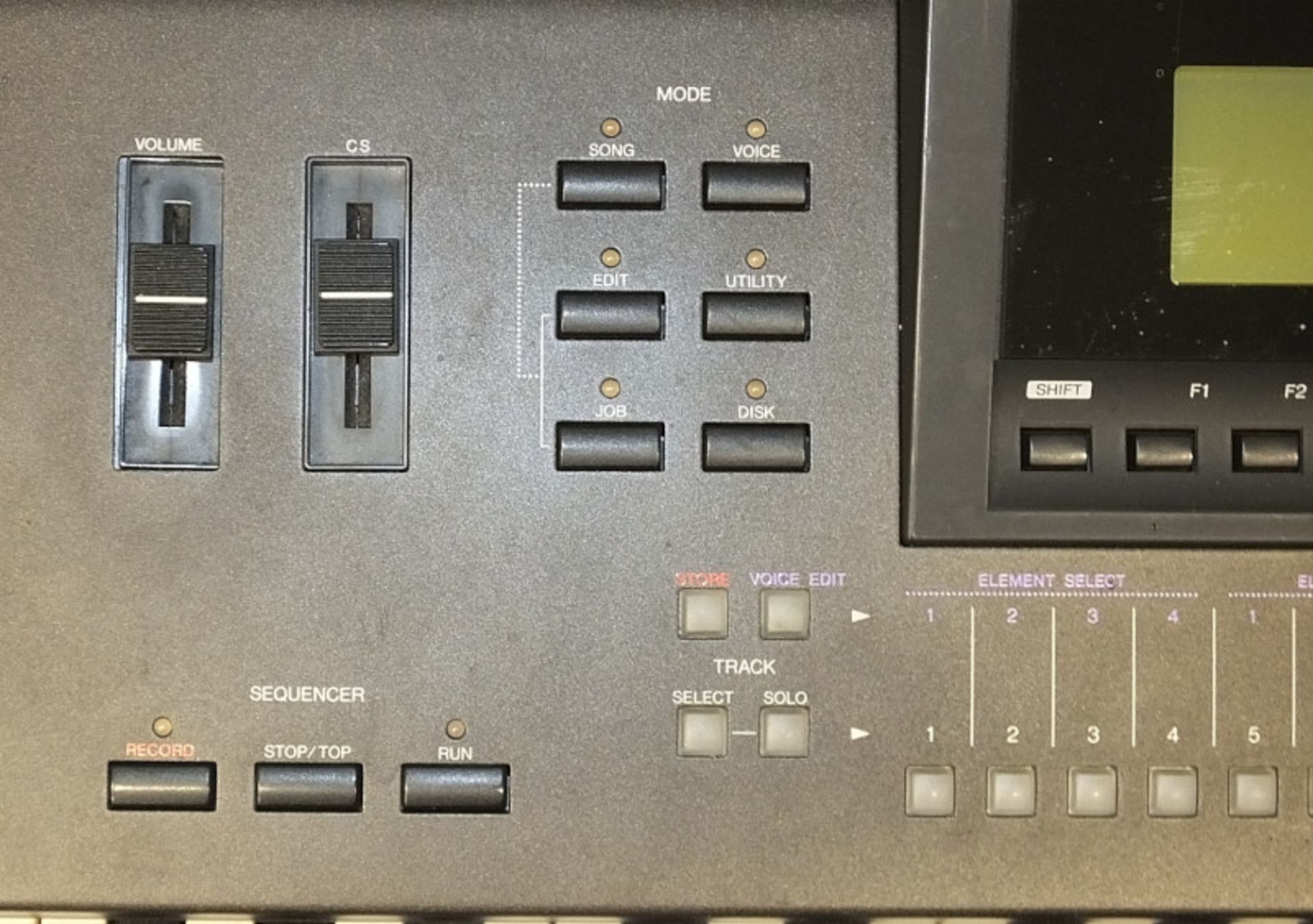 Yamaha W5 Music Synthesiser in Flight case - no power lead or foot controllers included. - Image 6 of 11