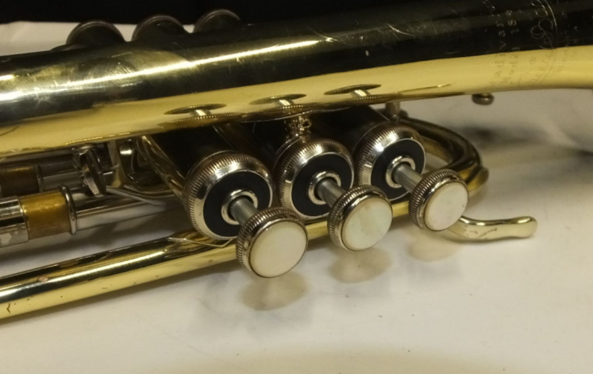 Bach Stradivarius Model 184 Cornet in case - Serial No. 630532 - Please check photos car - Image 6 of 12