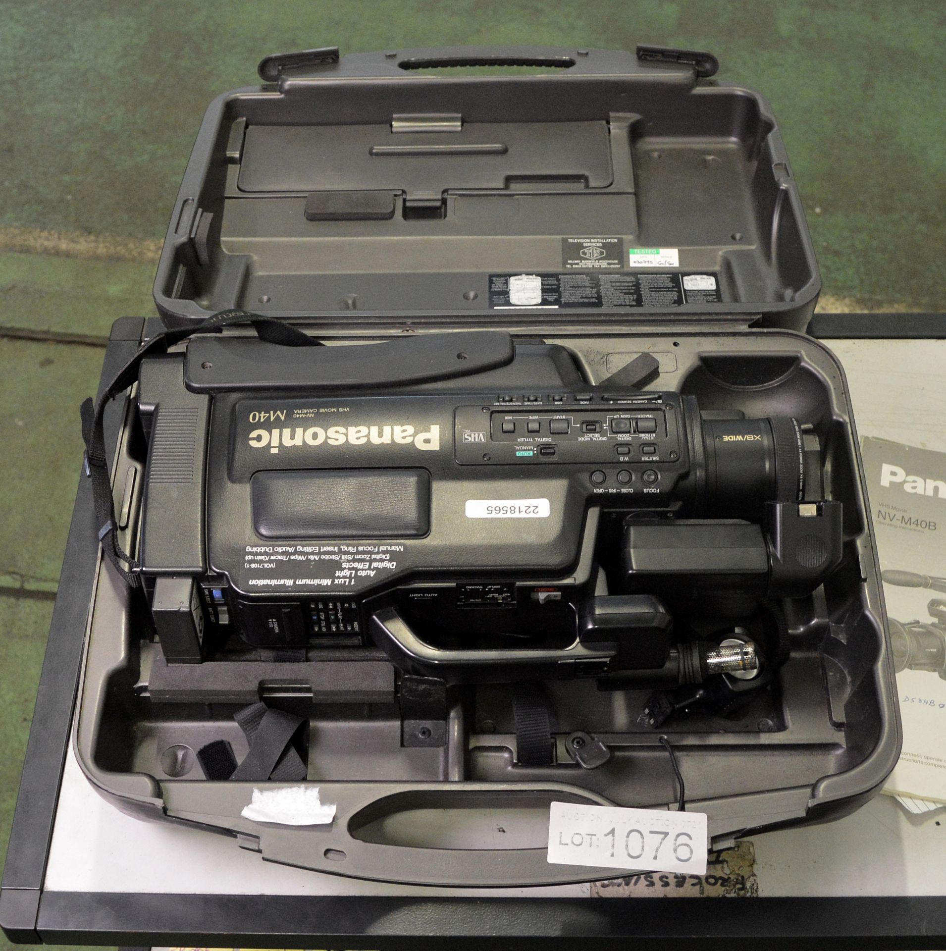 Panasonic NV-M40B VHS Video Camera with Case