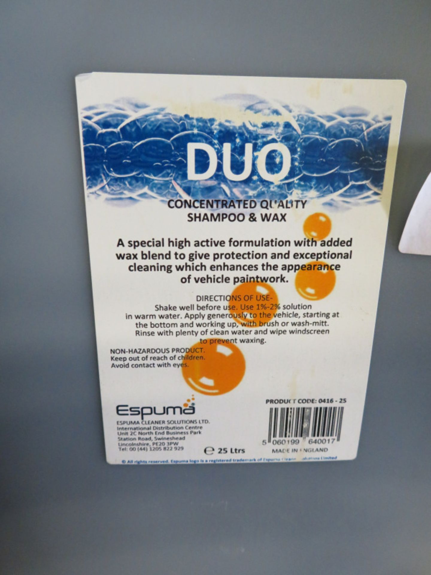 DUO concentrated shampoo & wax - 25LTR - 6 bottles - Image 2 of 3