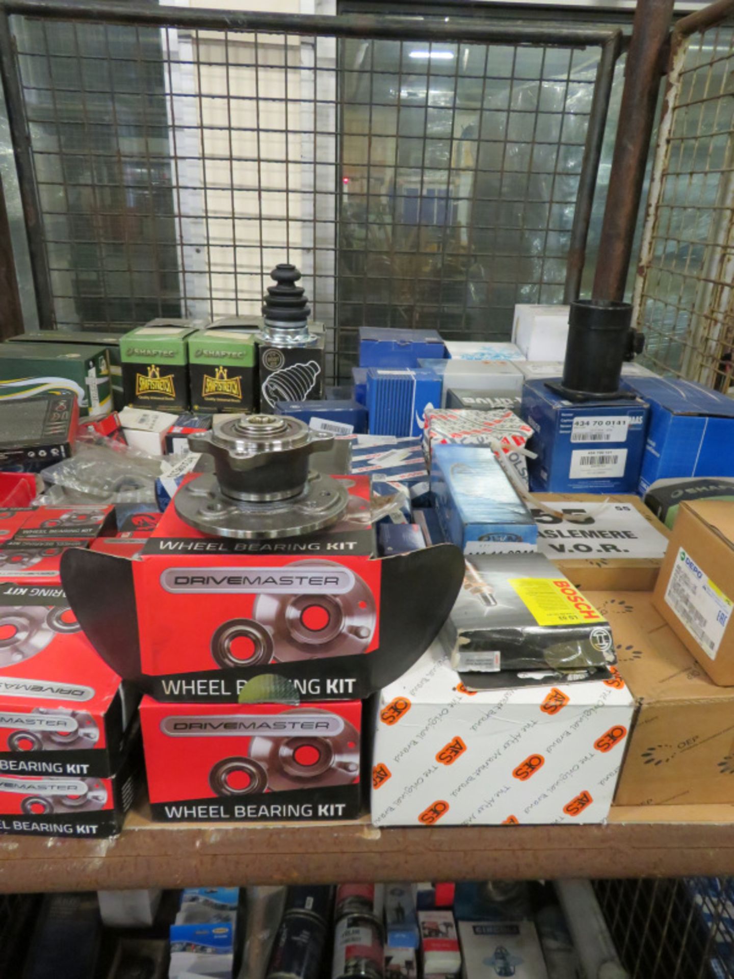 Vehicle parts - Shaftec, Drivemaster, FAG, Depo, PowerGrip, Mintex, Haas, Bosch - see pics. - Image 3 of 17