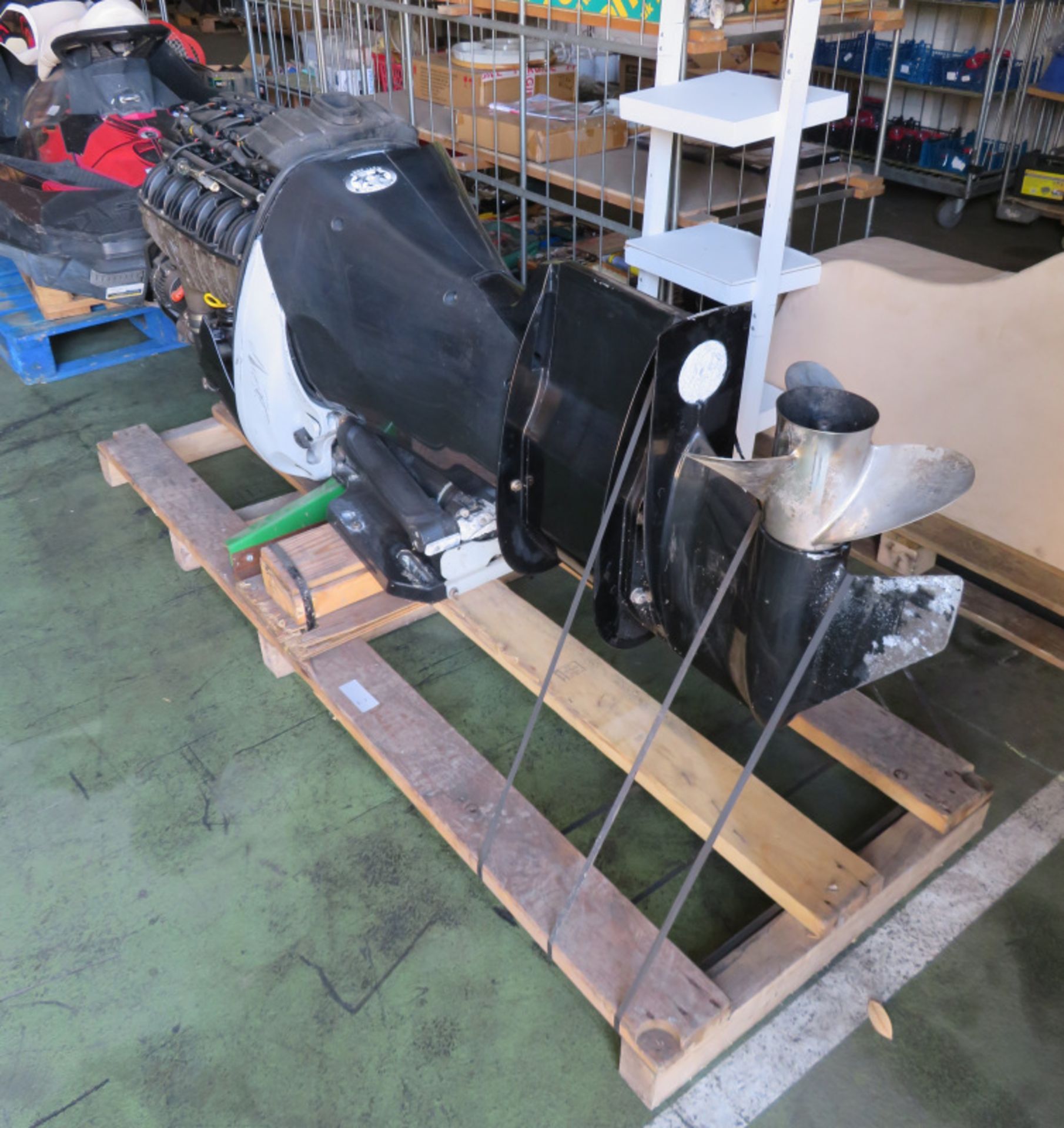 Verado 300XL L6 outboard engine - model 1300V23ED - serial 1B767606 - HP 300 - kW 221 - 679lbs/308kg - Image 2 of 9