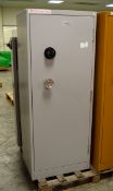 1 Door Cupboard with Electronic Combination Lock - W610mm x D470mm x H1530mm (unknown combination)