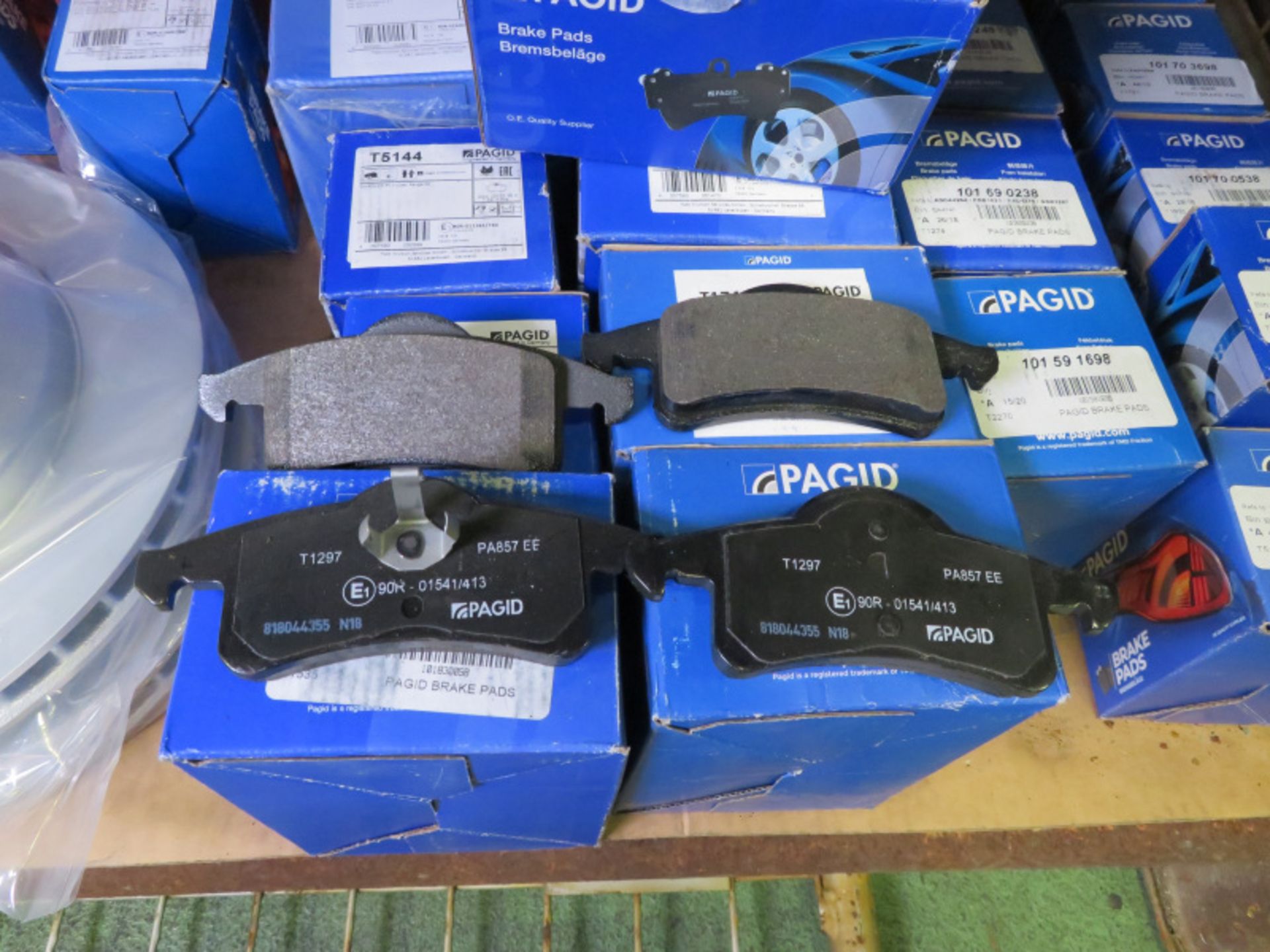 Vehicle parts - Brake pads - Pagid, Eicher, Mintex brake disc - see pictures for models an - Image 2 of 8