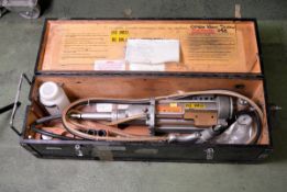 Avdel 7100 Pneumatic Riveter with Accessories & Case