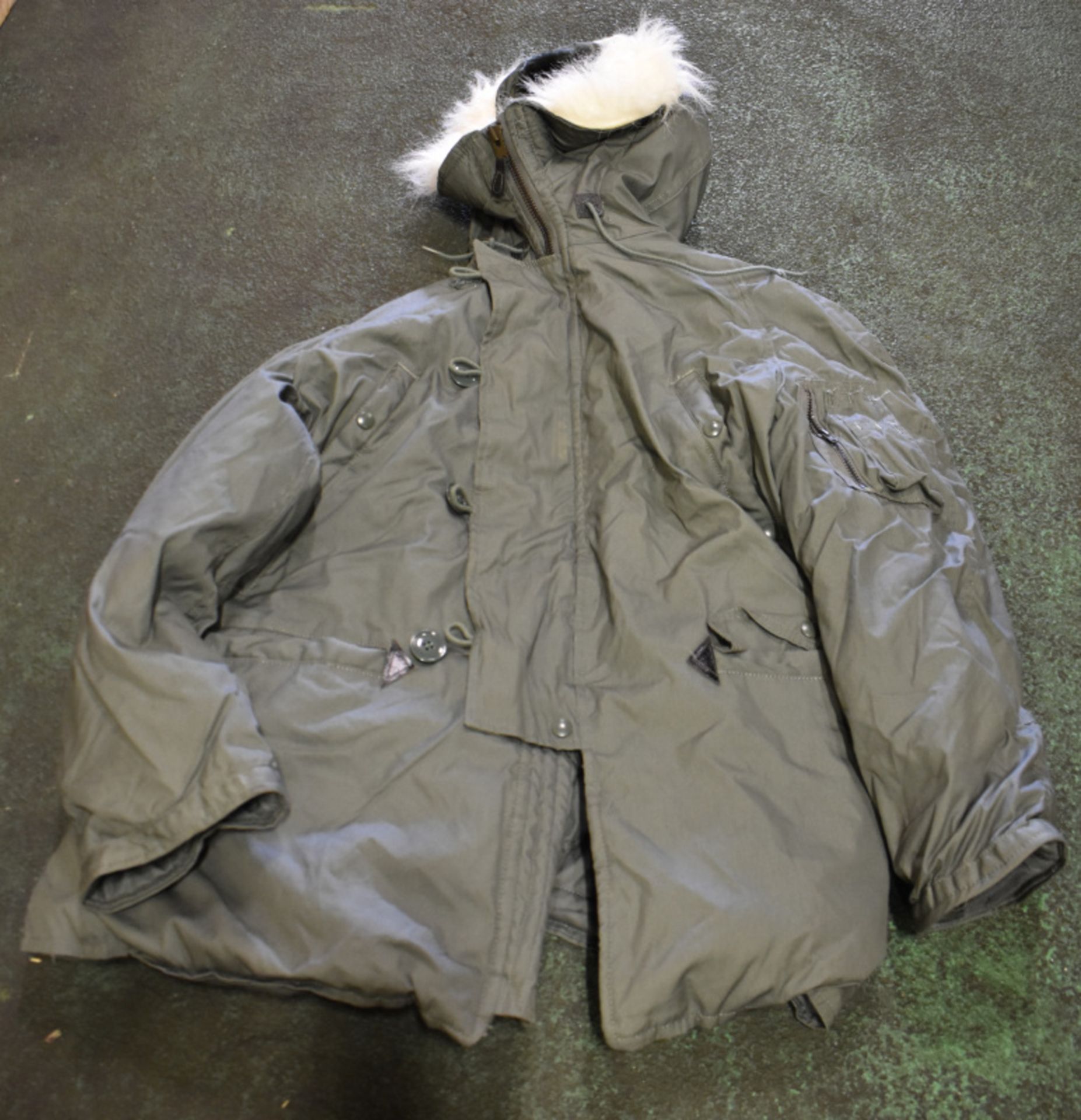 40x Grey Extreme Cold Parka Coats - Medium - Image 4 of 7