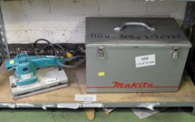 Makita 9045N Electric Sander in Case - 110v