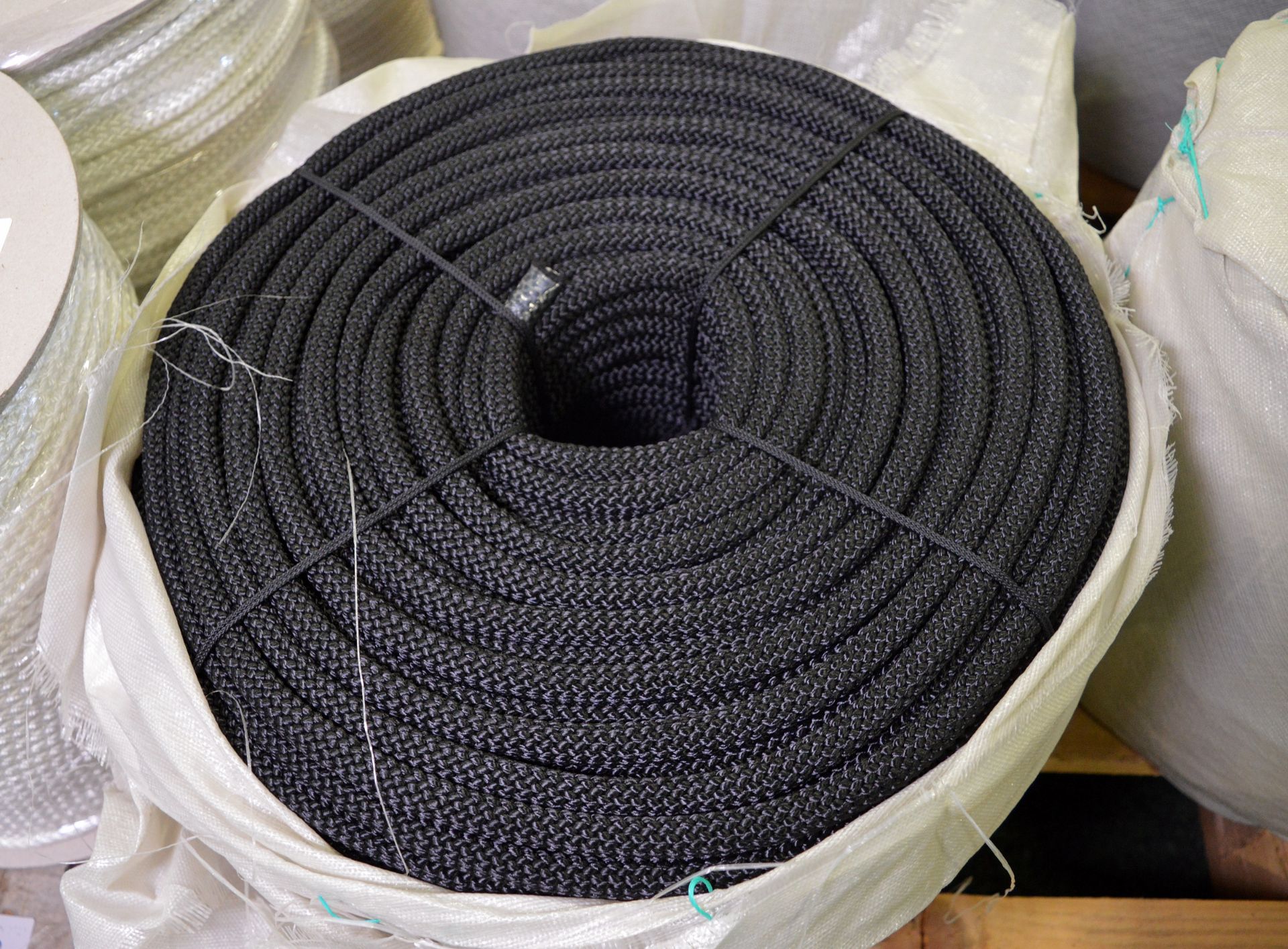 Black Abseil Rope 220M x 11mm - NSN 4020-99-789-3539 - Image 3 of 4