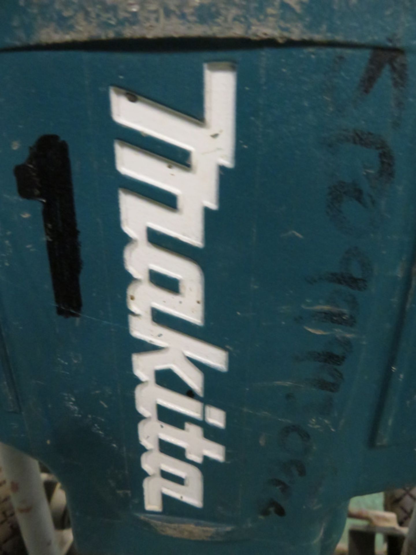 Makita HM1810 Portable Electric Hammer Drill + Trolley - damaged wheel on trolley need repair - Image 4 of 4