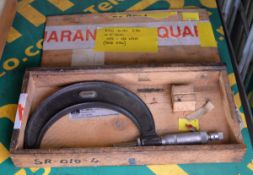 Moore & Wright Micrometer 0-3 Inch