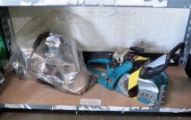 Makita DCS5000 Petrol Chainsaw - AS SPARES OR REPAIRS