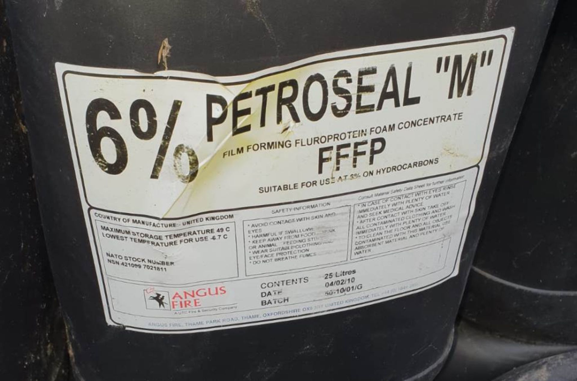 18x Angus Fire 6% Petroseal 'M' Film Foaming Fluroprotein Foam Concentrate - 25L - Please check desc - Image 3 of 3