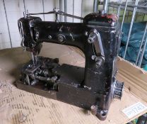 Union Special 51100 R Sewing Machine