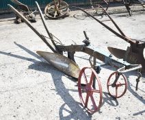 COOKES, HORSE PLOUGH, SHALLOW BREAST WITH WOODEN HALES