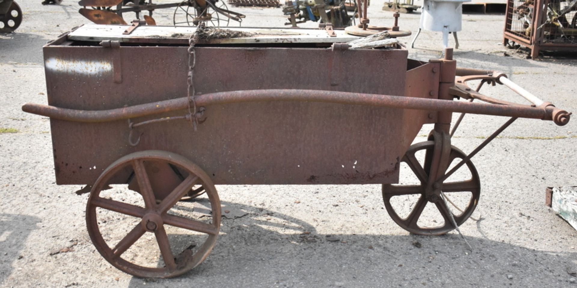 ANTIQUE WATER CART, 3-WHEELS. - Image 3 of 5